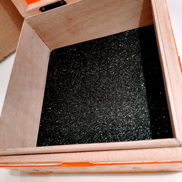 Suenos de Saundra Upcycled Collection, Blackbird JackDaw Cigar Box Decor /Storag - Picture 7 of 15